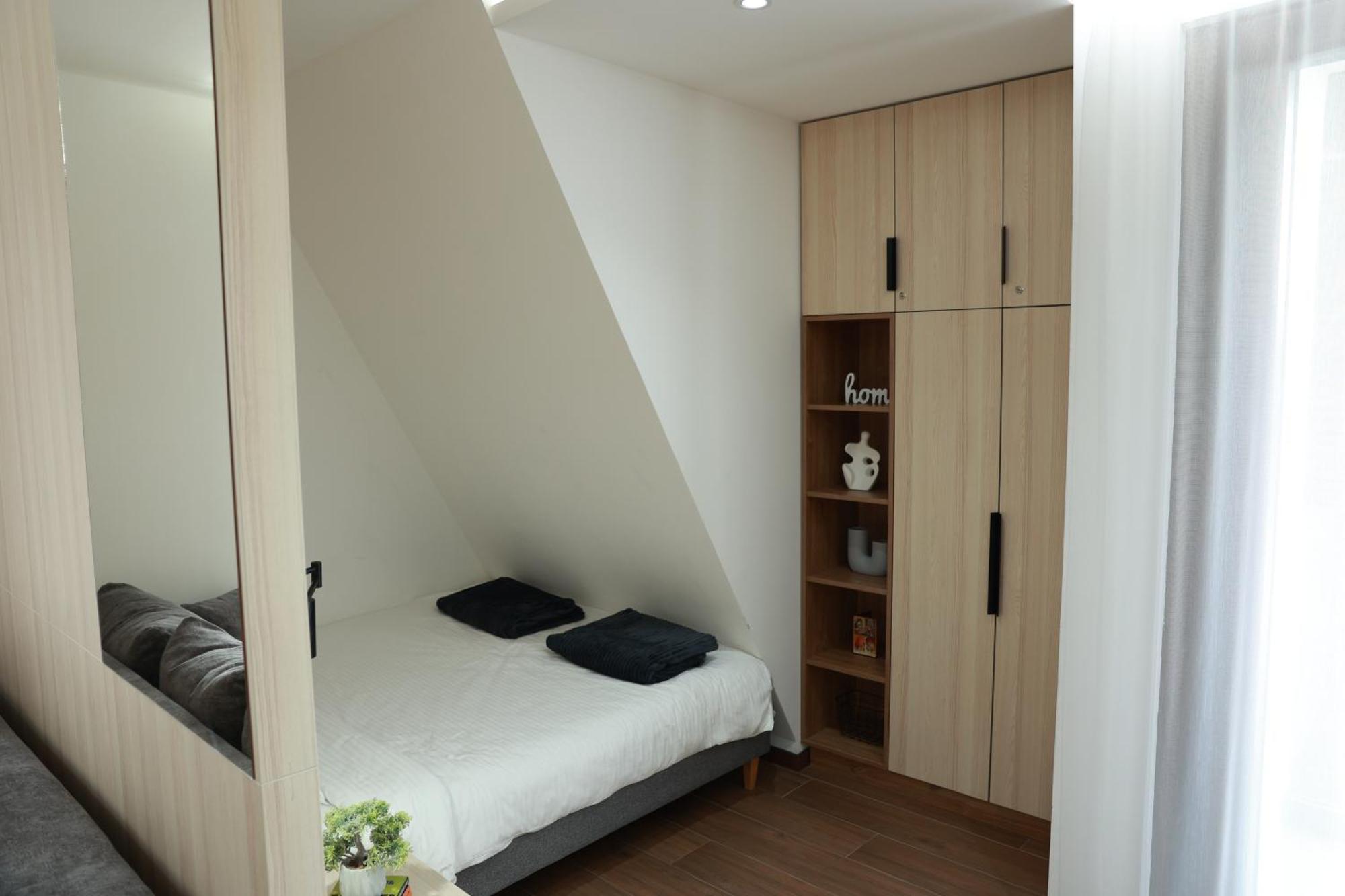 Apartment Borovi 11 *